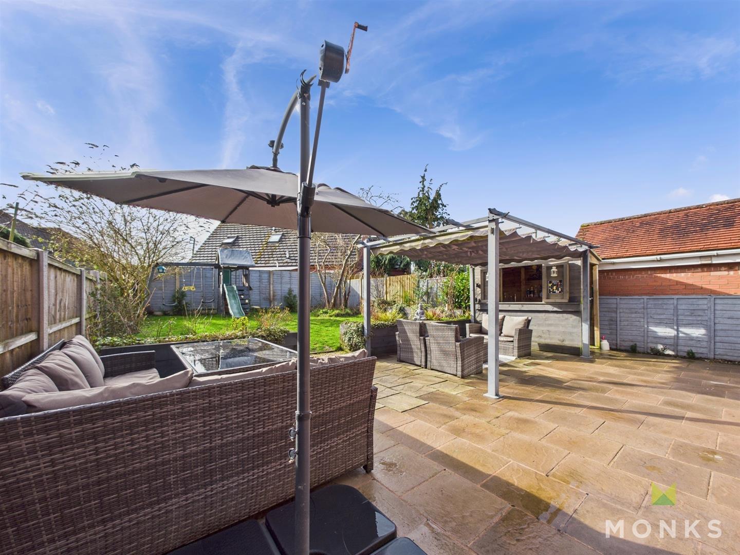 Drays House Aston Road, Wem, SY4 5JE SSTC Drays House Aston Road, Wem, SY4 5JE SSTC